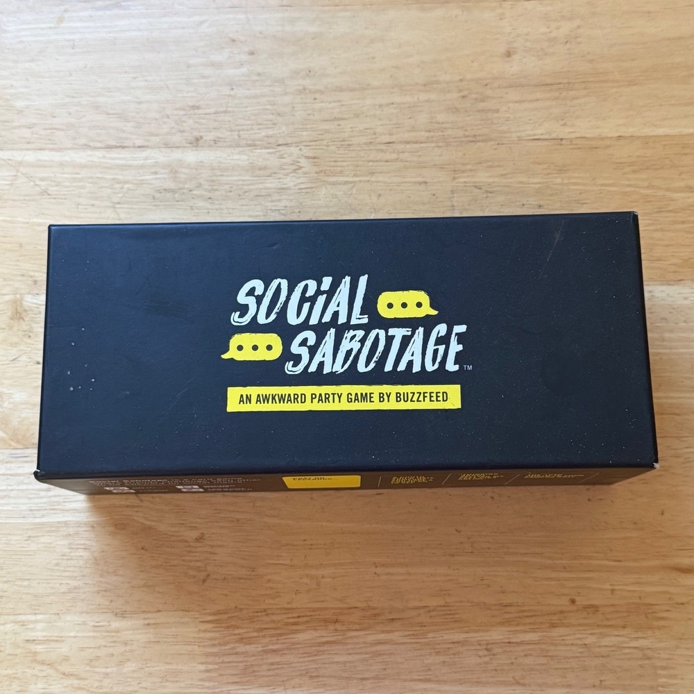 NEW Social Sabotage An Awkward Party Game by BuzzFeed Adults 17+ Card Game